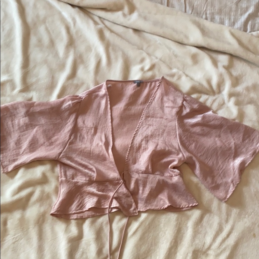 Flowy Front Tie Top 🌸